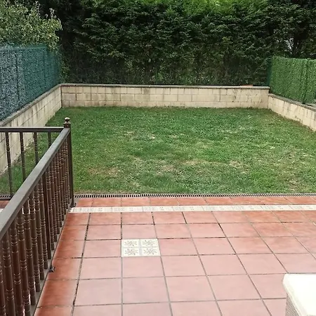 Nyaraló Agradable Adosado En Soto De Llanera