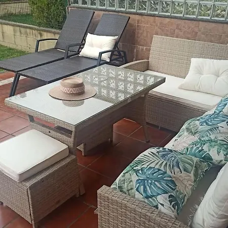 Agradable Adosado En Soto De Llanera Сasa de vacaciones *