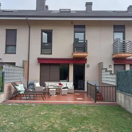 Agradable Adosado En Soto De Ferienhaus *