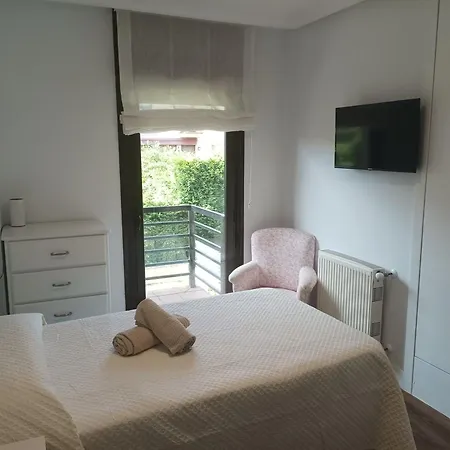 Agradable Adosado En Soto De Llanera (Asturias)