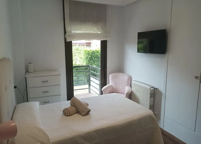 Agradable Adosado En Soto De Llanera (Asturias)